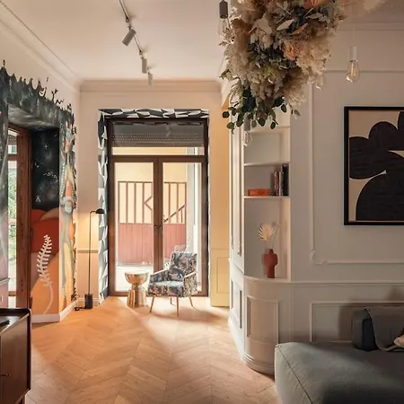 Austin Flowers Old Town By Willywalls Cracovia